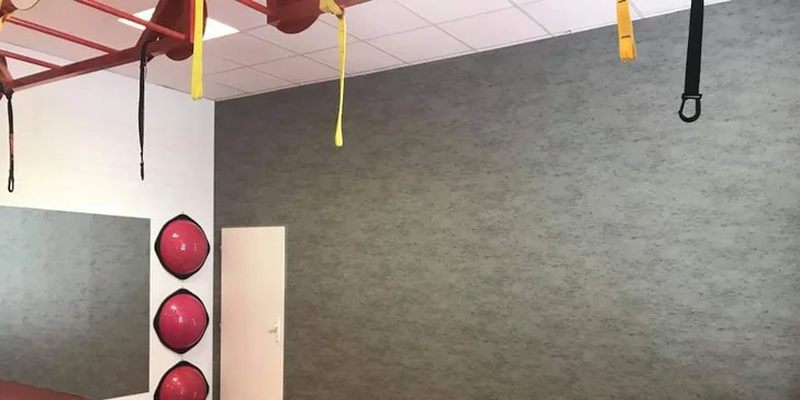 Fitness kurzy pro trenéry i začátečníky v Red Academy: Bosu, TRX, Body Styling nebo Power Plate
