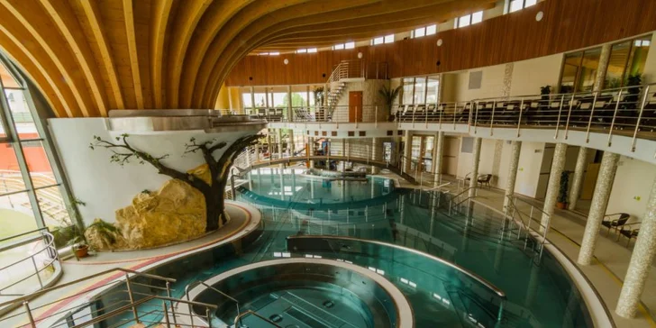 Pobyt se snídaní nebo polopenzí na jižním Slovensku a možností wellness