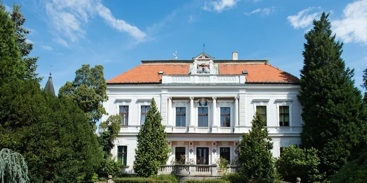 Pobyt se snídaní nebo polopenzí na jižním Slovensku a možností wellness