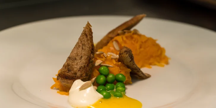 5chodové degustační menu pro dva v luxusní restauraci v centru Krumlova