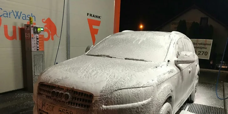 Bezkontaktní automytí s nabitou VIP kartou v hodnotě 240–7000 Kč
