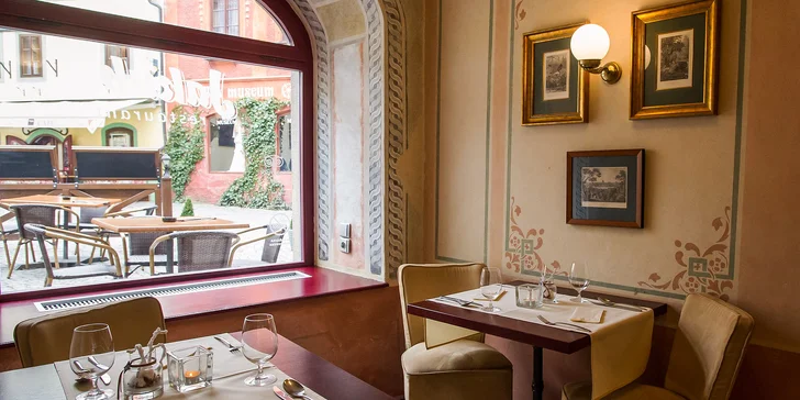 5chodové degustační menu pro dva v luxusní restauraci v centru Krumlova