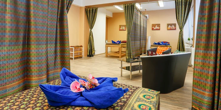 Thajské speciální masáže bylinnými sáčky v délce 90 minut dle výběru