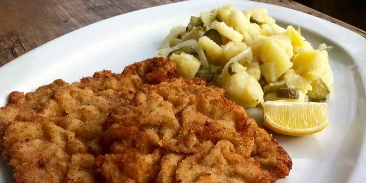 Dárkový voucher na cokoli z menu oceňované venkovské restaurace