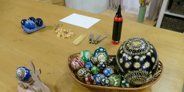 Naučte se dělat kraslice zdobené slámou: 4hodinový kurz Hanácké kraslice