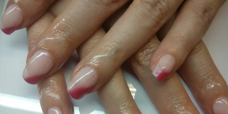 Dokonalé nehty na dovolenou, permanentní lak CND Shellac, 14 dní bez starostí