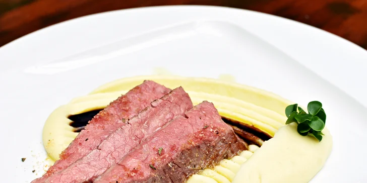 6chodové menu v La Bodeguita del Medio: losos, kalamáry i flank steak
