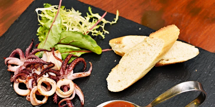 6chodové menu v La Bodeguita del Medio: losos, kalamáry i flank steak