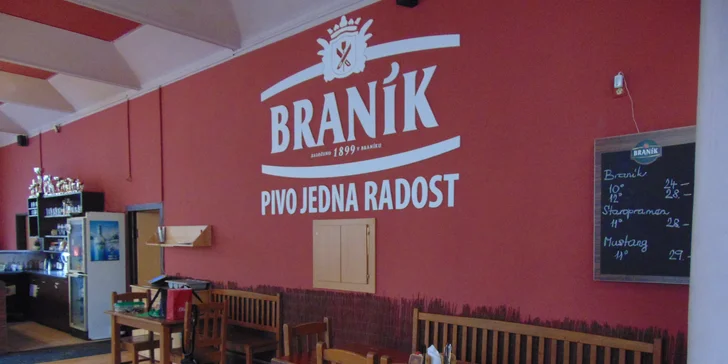 Skvělý oběd: kuřecí nugety v kukuřičné krustě s hranolky a domácí tatarkou
