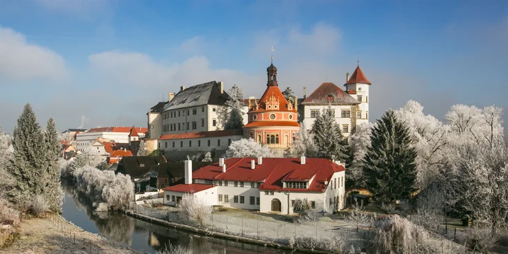 3 dny u Jindřichova Hradce: snídaně, romantická večeře a hodina ve vířivce