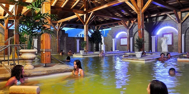 Pobyt se snídaní nebo polopenzí na jižním Slovensku a možností wellness