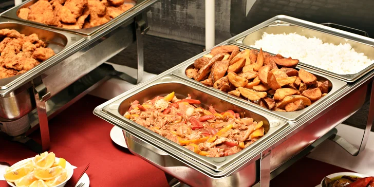 Dejte si, na co jen máte chuť: All you can eat v restauraci u Karlova mostu
