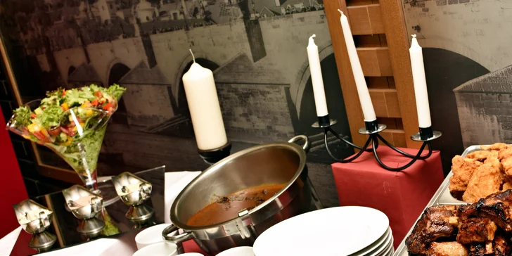 Dejte si, na co jen máte chuť: All you can eat v restauraci u Karlova mostu