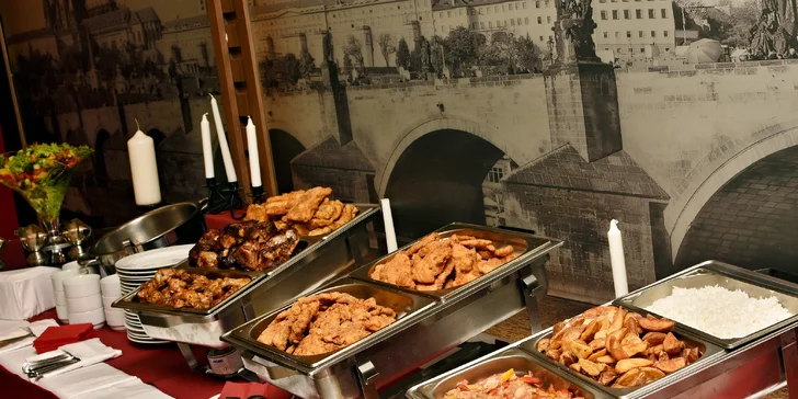 Dejte si, na co jen máte chuť: All you can eat v restauraci u Karlova mostu
