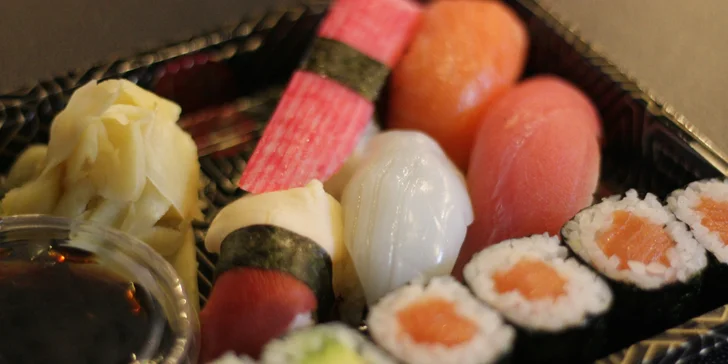 Japonsko v Ostravě: 13, 32 i 43 ks sushi s tuňákem, olihní i hřebenatkou