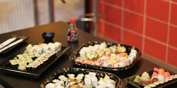Japonsko v Ostravě: 13, 32 i 43 ks sushi s tuňákem, olihní i hřebenatkou