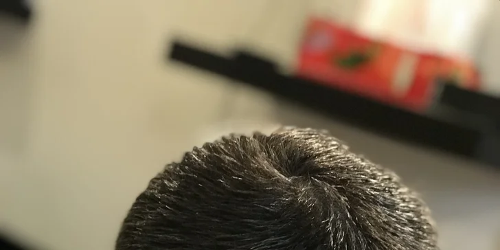 Precizní pánský střih a úprava vousů od profesionálních stylistů