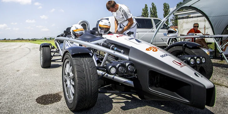 Prožeňte na okruhu jeden z nejrychlejších vozů světa – Ariel Atom 3.5