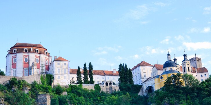 Adventní pobyt u zámku Vranov nad Dyjí s polopenzí a výletem do Vídně