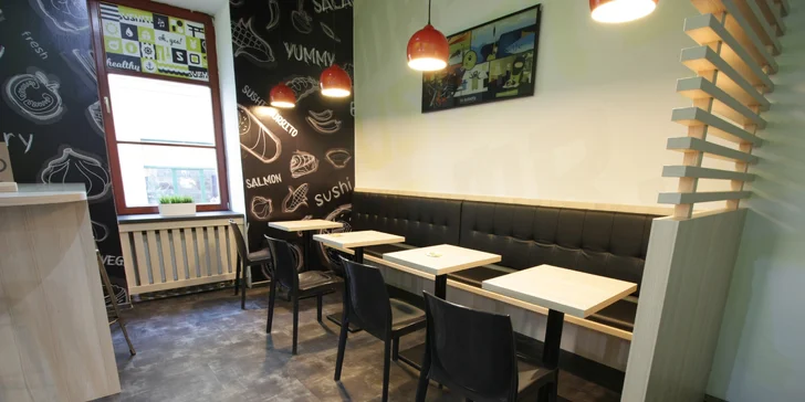 Japonsko-thajské menu: kuře, krevety nebo losos a domácí limonáda