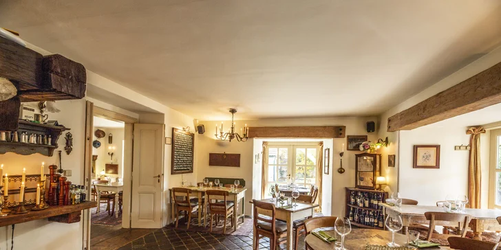 Dárkový voucher na cokoli z menu oceňované venkovské restaurace