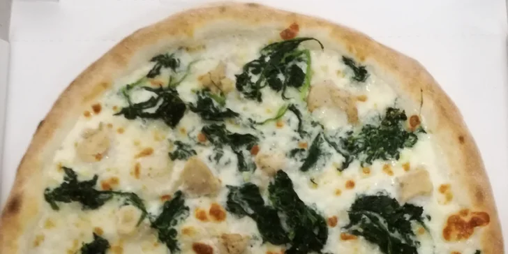 Dvě pizzy dle výběru o i s rozvozem: šunková, vegetariánská i tvarůžková