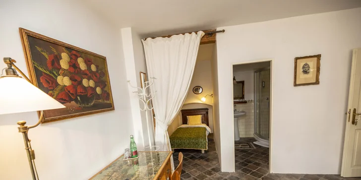 Pobyt blízko Okoře pro 2 osoby se snídaní a poukazem do restaurace