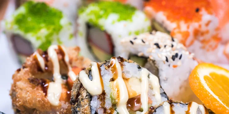 Pochutnejte si na sushi: 30, 49 i 69 ks s tuňákem, úhořem i červeným kaviárem