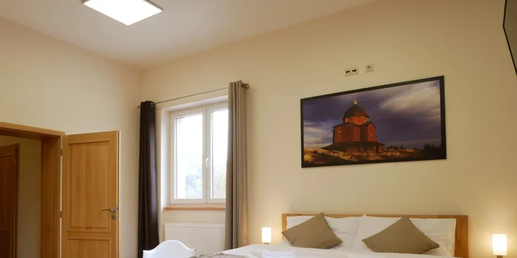 Podzimní i zimní Beskydy: Moderní studia a apartmány se snídaní