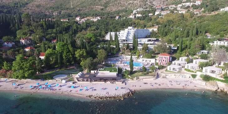 Pobyt s polopenzí v Chorvatsku: 150 m od pláže a pokoj s výhledem na moře