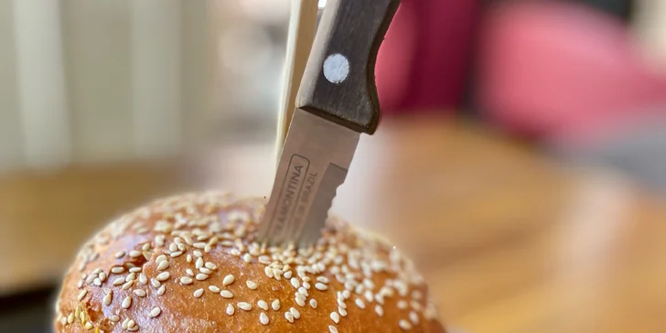 Burgery, steaky, ale i polévky nebo carpaccio... To vše tu dělají. 
