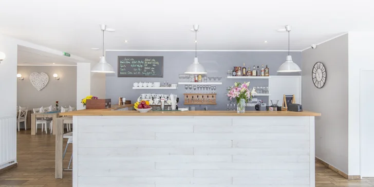 Dárkový voucher do moderní restaurace Naproseku v Sezemicích