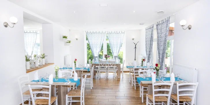 Dárkový voucher do moderní restaurace Naproseku v Sezemicích