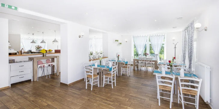 Dárkový voucher do moderní restaurace Naproseku v Sezemicích