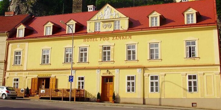 Jaro ve Vranově nad Dyjí: pobyt v hotelu pod zámkem se zapůjčením kol