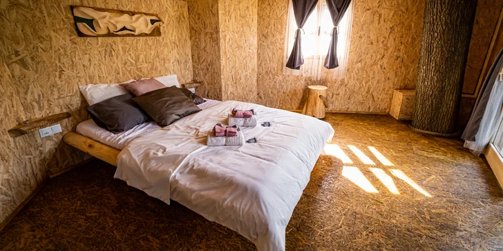 Klidně si sem přijeďte užít romantiku ve dvou, ale vejdou se sem až 4 osoby. 