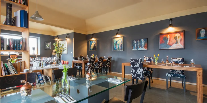 Otevřené vouchery v hodnotě 1000-2000 Kč na všechny pokrmy i nápoje v restauraci Rest.