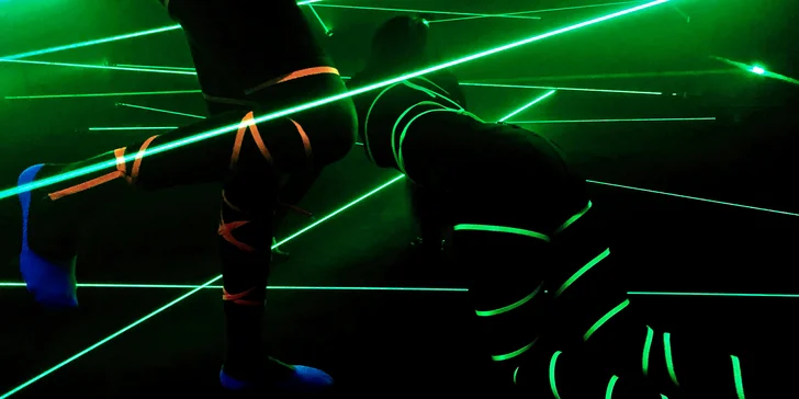 Najděte cestu ven: až 2 hry v prvním laserovém bludišti v ČR pro 1 i 2 hráče