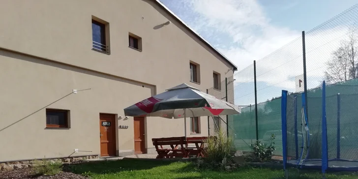 Podzimní i zimní Beskydy: Moderní studia a apartmány se snídaní