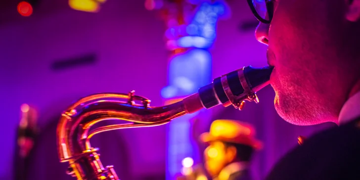 Vstupenka na hudební show s Original Vintage Orchestra v klubu Lávka