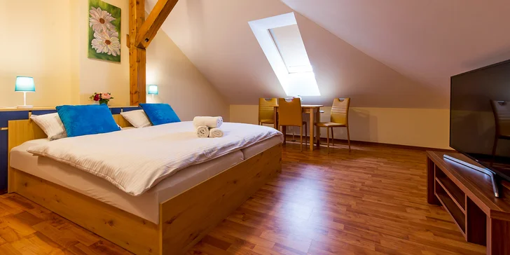 Výlety i odpočinek ve Velké Lomnici: dovolená s wellness a stravou pro 2-6 osob