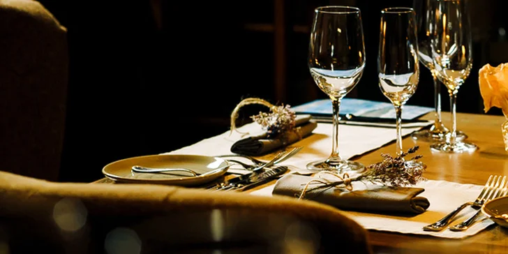 Vegetariánské menu s chody i pro vegany: knedlíčky s uzenou brynzou i sushi