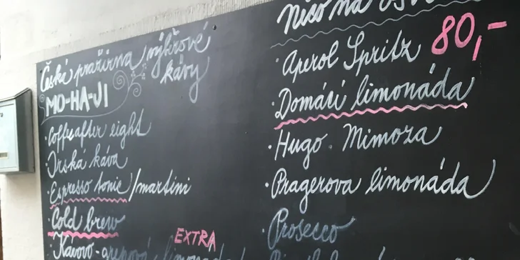 Otevřený voucher ke konzumaci v Mohaji Café na cokoli z nabídky