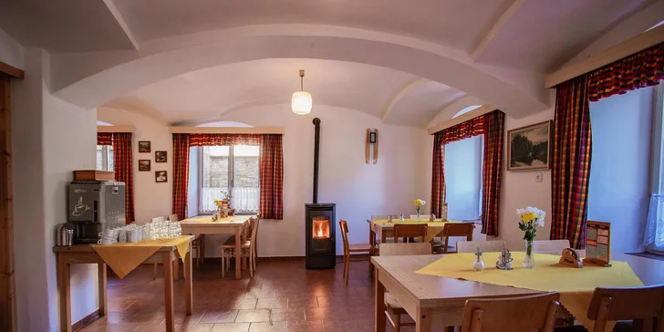 Polopenzi si vychutnáte v příjemné restauraci.