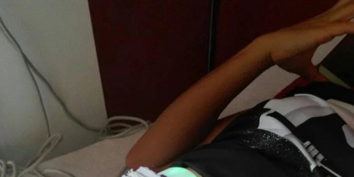 Stop celulitidě: Ultrazvuková liposukce + VacuShape, nebo lymfodrenáž