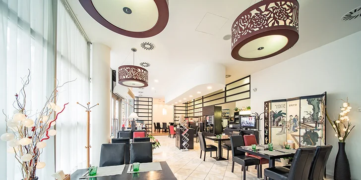 Ochutnejte sečuánskou kuchyni: degustační sushi menu ve Slovanském domě