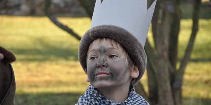 Tříkrálová koleda ve skanzenu v Kouřimi: zpívání koled, dílničky a tradice