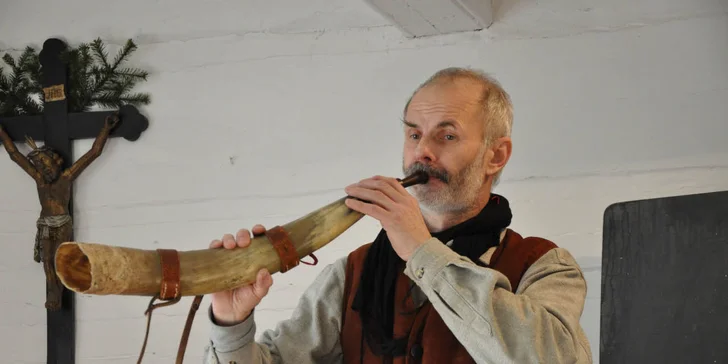 Tříkrálová koleda ve skanzenu v Kouřimi: zpívání koled, dílničky a tradice