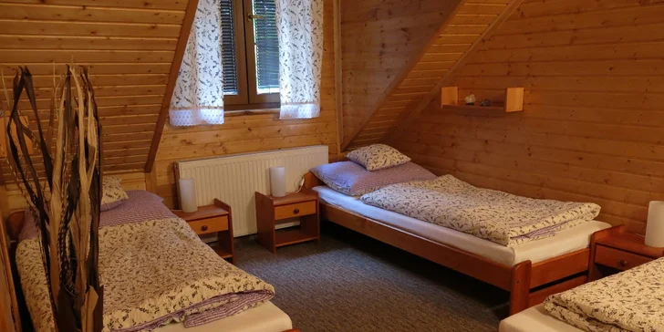 Zima nebo jaro s polopenzí v tradiční roubence ve východních Čechách