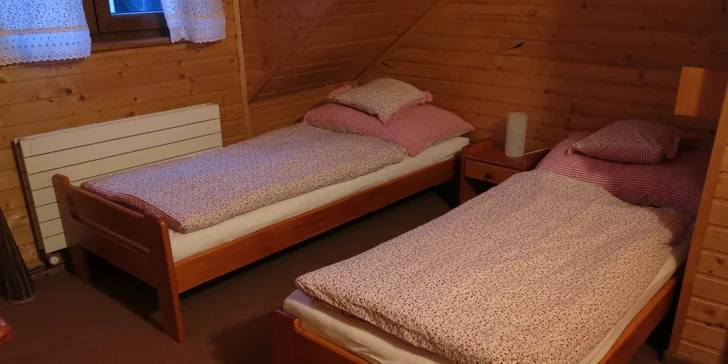 Zima nebo jaro s polopenzí v tradiční roubence ve východních Čechách